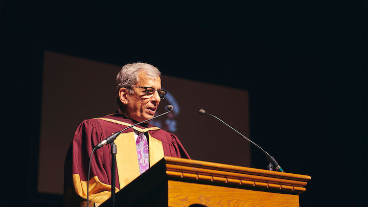 Waguih Ishak speaking at convocation.