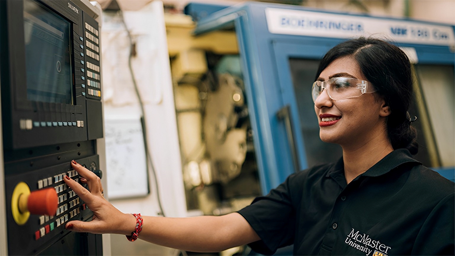 Saharnaz Montazeri at a machine in the MMRI.