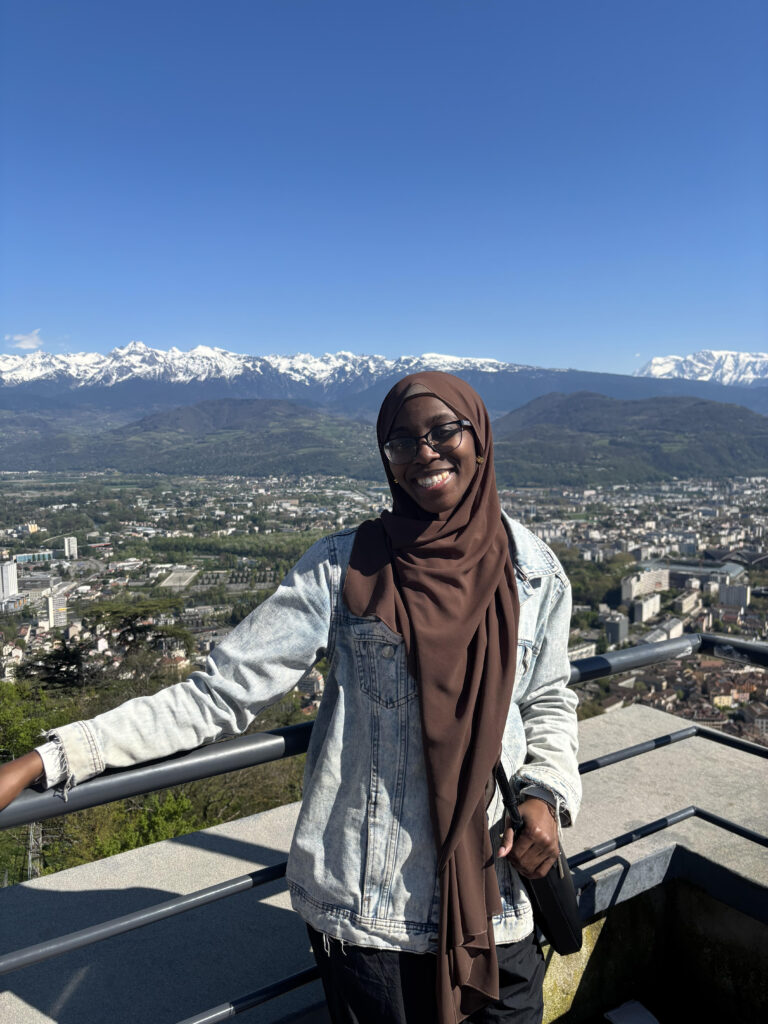Halima, 5th year, Materials Science & Engineering 

Exchange institution: L'Institut Polytechnique de Grenoble
Country: Grenoble, France