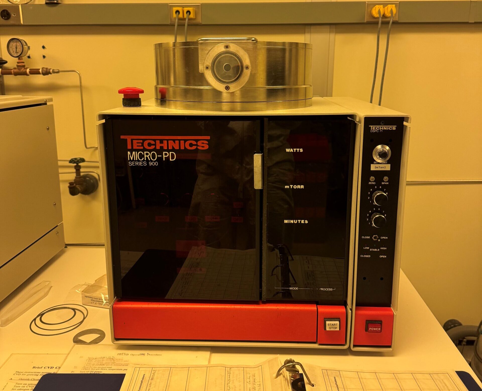 PECVD Thin Film Deposition System (Technics Micro-PD Series 900)